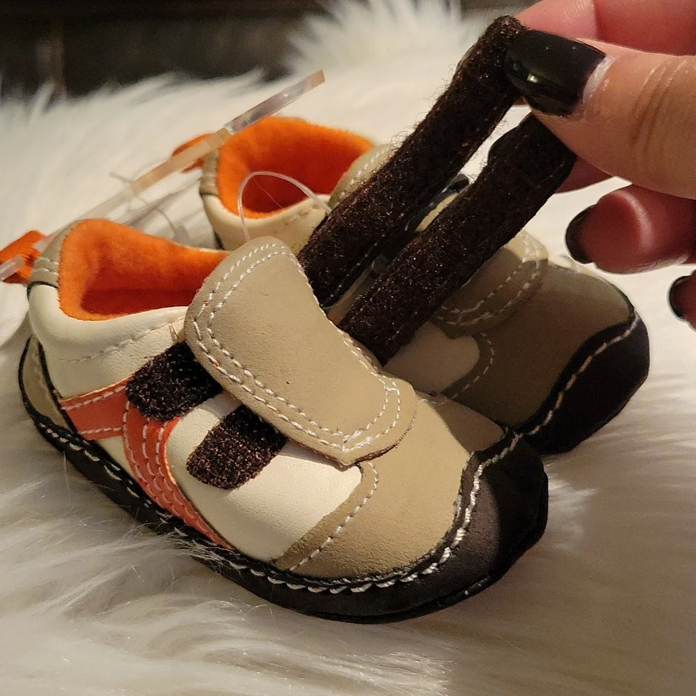Baby Shoes - Picture 4 of 4